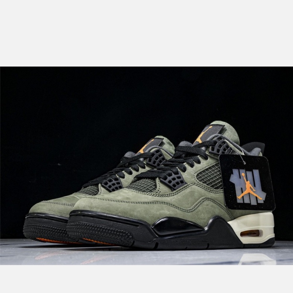 Jordan 4s undefeated dead stock NWT size 12m Sneakers in Green and Black - Picture 8 of 13